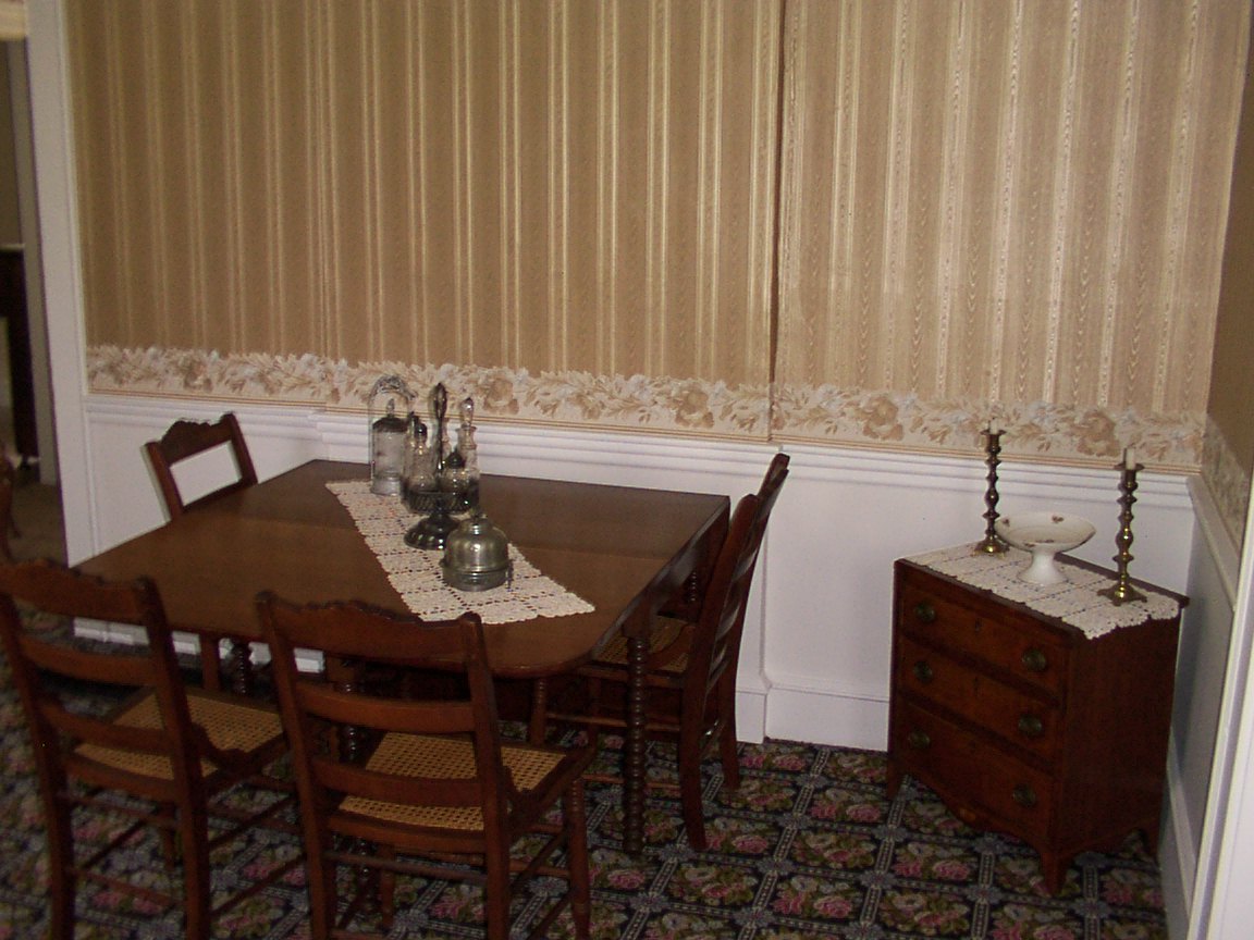 Dining Room 02