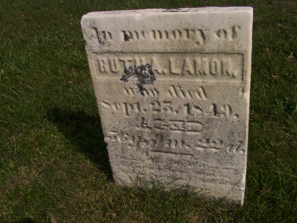 Gravesite of Ruth Ann Chenoweth