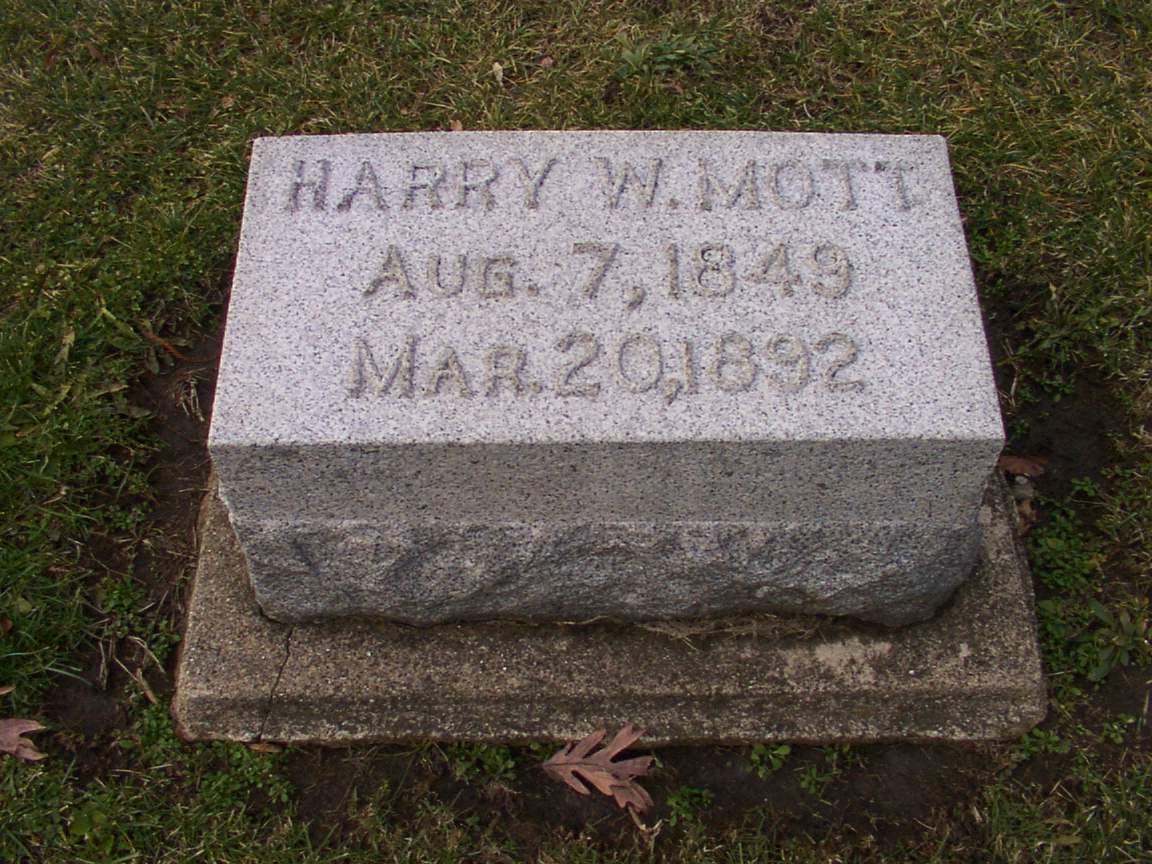 Grave of Harry W. Mott